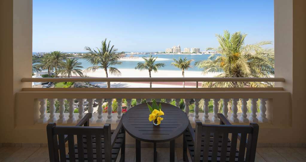 Hilton Al Hamra Beach & Golf Resort 拉斯阿尔卡麦 客房 照片